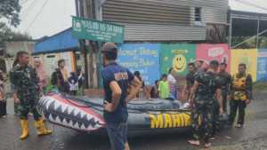 TNI AL kerahkan pasukan elite, kapal perang dan helikopter bantu tangani korban bencana Sumatera