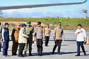 Prabowo tinjau korban banjir-longsor di Tapteng, pastikan penanganan cepat