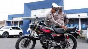 Pemotor RX King ditemukan tewas mengapung di sungai Pantura Demak