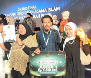 Guru SMAN 16 Palembang Raih Juara 1 Nasional Lomba Cipta Lagu PAI, Harumkan Nama Sumatera Selatan