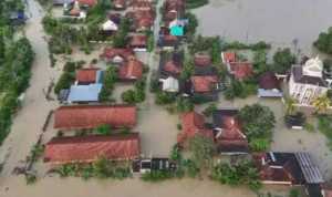 Banjir di Karawang meluas, 5 kecamatan terdampak, ribuan warga mengungsi
