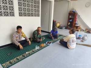 Turun ke Masyarakat, Bhabinkamtibmas Polsek Kemang Sampaikan Pesan Kamtibmas di Desa Pabuaran