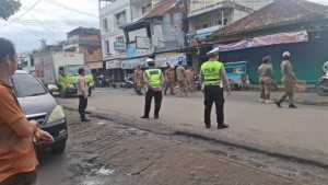 Operasi gabungan tertibkan pasar, pedagang nakal ditindak 