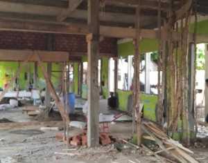 Proyek Rehabilitasi SDN 8 Molor, Proses Belajar Terganggu