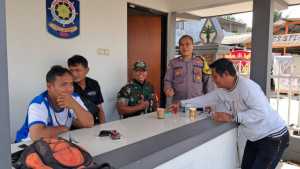 Sinergitas TNI-POLRI Laksanakan Sambang Kamtibmas Ke Pos Pol PP Ajak Bersama Jaga Kamtibmas Yang Kondusif