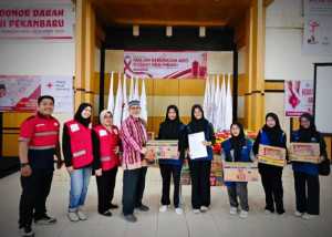 ‎PMR MAN 3 Pekanbaru Tunjukkan Kepedulian Salurkan Bantuan Untuk Bencana SUMATERA