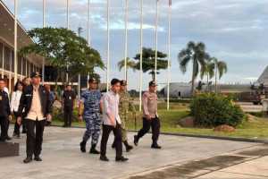 Gibran kunjungi lokasi bencana di Aceh Gayo dengan naik helikopter