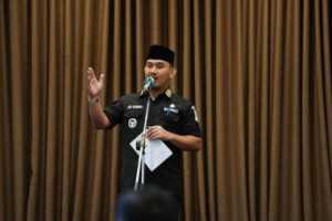 Bupati Bekasi Ade Kuswara dan ayahnya dikabarkan ikut terjaring OTT KPK