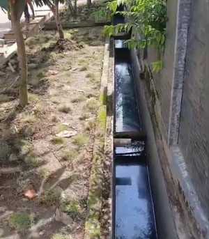 Diduga Dikerjakan Tidak Sesuai Standar, Proyek Siring Irigasi di Cluster Almond Banyuasin Dikeluhkan Warga