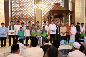 Santuni 1.200 Anak Yatim, Rudy Susmanto Sekaligus Menggelar Doa Bersama 
