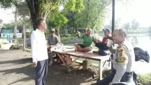 Sinergitas POLRI dengan Tokoh/Warga Wilayah Desa Binaan Giat Sambang Kamtibmas Warga untuk Menjaga Harkamtibmas Wilayah Binaan