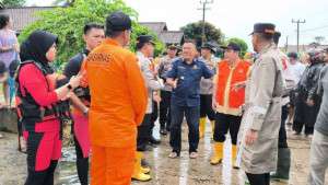 Akibat Curah hujan tinggi Puluhan rumah di Kecamatan Belitang III OKU Timur Terendam banjir