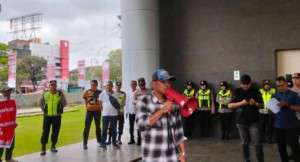 POSE RI Gelar Aksi Unjuk Rasa di Kantor OJK Sumsel, Protes Dugaan PMH PT Sensenow AI di Palembang