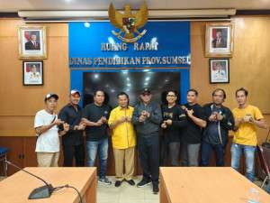 Rangkul Kebersamaan, Mediasi Disdik Sumsel Ubah Polemik SMKN 4 Palembang Menjadi Silaturahmi yang Harmonis