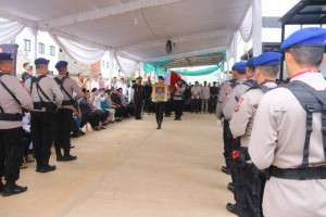 Polda Sumsel gelar Upacara Kedinasan Pelepasan Jenazah dan Pemakaman Almarhum AKBP (P) Jafrial ,SH,MH  di Palembang 