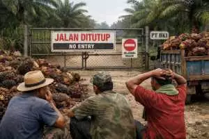 Akses Jalan Perkebunan PT BKI di Muba Ditutup, Petani Sawit Mengeluh