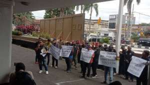 Diduga Langgar RTRW dan Sempadan Sungai, Izin Pembangunan Ruko di Palembang Dipertanyakan