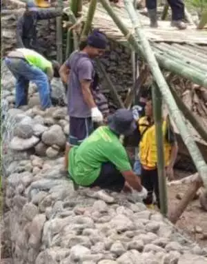 DPU Kabupaten Sukabumi Bergerak Cepat Tangani Dampak Banjir dan Longsor di Nyalindung