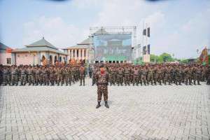 Kapolri Pimpin Apel Kebangsaan Banser, Perkuat Sinergi Pengamanan Natal 2025 dan Tahun Baru 2026