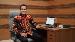Martinus Jaha Bara, Dirut PT. Portal Sumba Sabana dan Ketua Tokoh Pemuda Desa Watu Wona, Mengajak Anak Muda Ciptakan Perubahan dari Diri Sendiri