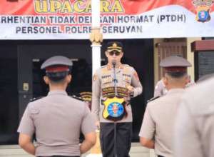 terbukti melakukan pelanggaran Kode Etik dua angota polres seruyan resmi di berhentikan 
