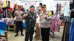 Pastikan Keamanan dan  Stabilitas HargaKapolres Bengkulu Utara Utara Bersama Dandim 0423/BU, patroli pasar