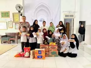 SIP sekolah inspektur polisi, angkatan  55 peduli anak yatim di tangsel.