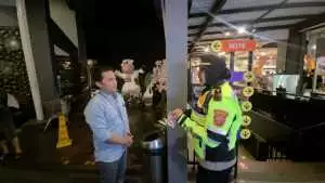 Kapolsek Megamendung Turun Langsung Sosialisasikan Layanan Call Center 110 1X24, Apabila Menemukan Hal Kejadian Kriminalitas atau Hal lain Bisa segera menghubungi Da Polri Siap Menindaklanjuti 