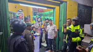 Giat Patroli KRYD Gabungan 3 Pilar, Kapolsek Megamendung Pastikan Antisipasi Gangguan Kamtibmas Wilayah Hukum Kecamatan Megamendung Aman Kondusif