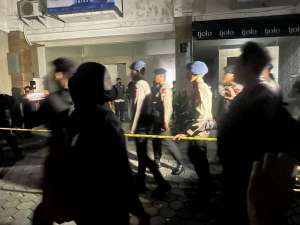 Polri datangi ruko di Cipete, diduga gelar penggeledahan lanjutan