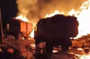 2 truk pengangkut sampah hangus dalam kebakaran TPA Cipayung Depok