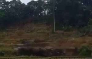 Gempa Sukabumi akibatkan longsor besar di Tasikmalaya