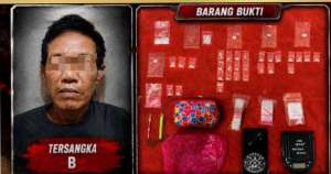 Polres Ogan Ilir Bekuk Pengedar Narkotika di Rumahnya, Sita Timbangan Digital dan Puluhan Paket Sabu