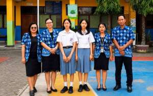 Harumkan Nama Sekolah, Si Kembar Elvira dan Elvina  Siswi SMK Xaverius Palembang Sabet Juara 3 LKS Nasional 2026