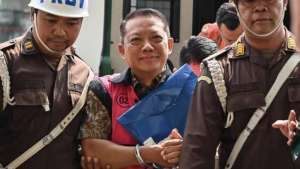 Eks Jampidsus Febrie Adriansyah dinilai mulai bermanuver mengalihkan publik soal substansi perkara