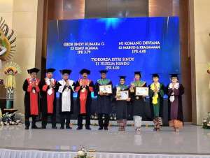 UHN SUGRIWA LAHIRKAN 608 SARJANA, REKTOR DORONG BANGUN DAERAH