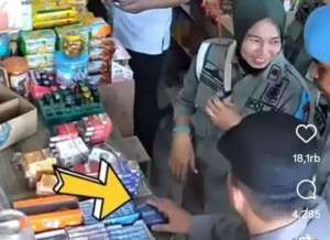 Viral! Ambil rokok saat razia, wajah Satpol PP terekam