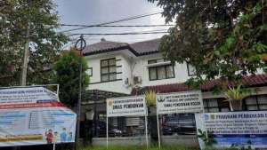 KPK geledah Disdik Kabupaten Bogor, sita Rp1, 5 Miliar