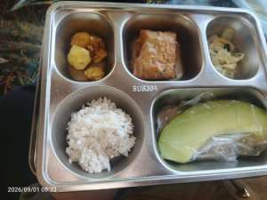 Orangtua siswa diminta tanda tangan pernyataan, siswa tetap tidak mau makan menu MBG dari SPPG di Desa Sukamukti di Garut