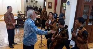 PM Timor Leste Xanana Gusmao kunjungi rumah Jokowi, semringah nyanyi lagu Bengawan Solo