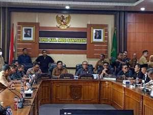 Bupati, DPRD dan Kapolres Muba Terima Aspirasi Penambang Minyak Rakyat, Sepakati Masa Transisi Enam Bulan