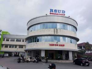 Keluarga Pasien Kecewa Pelayanan RSUD Pasaman Barat, Media Online Talamau Desak Bupati dan DPRD Evaluasi Menyeluruh