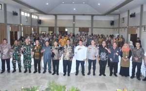 Ketua DPRD Kabupaten Sukabumi Budi Azhar Mutawali Hadiri Penyerahan Hibah Aset KPK