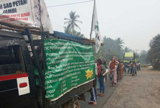 Aksi Jalan Kaki 1000 KM Suku Anak Dalam dari Jambi ke Istana Negara RI, Hari ke-22