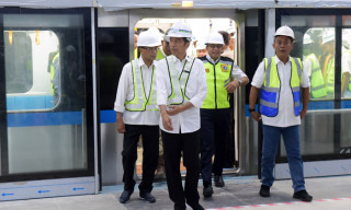 Presiden Jokowi Coba MRT Dari Stasiun Bundaran HI ke Depo Lebak Bulus