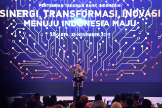 Segera Ajukan ‘Omnibus Law’, Presiden Jokowi: Mohon Maaf Eselon IV dan III Kita Pangkas Tahun Depan