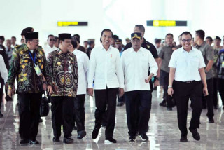 Presiden Jokowi Resmikan Terminal Baru Bandara Syamsudin Noor