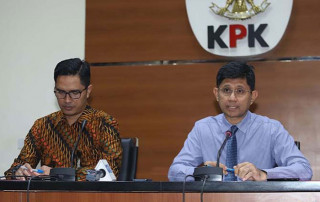 KPK Tetapkan Bupati Bekasi dan Direktur Lippo Group Tersangka Suap Meikarta