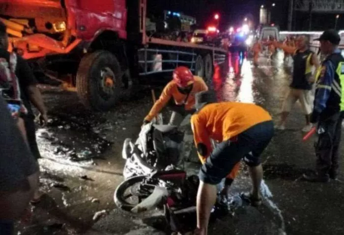 Kecelakaan Maut Di Exit Tol Bawen: Truk 7 Tahun Tak Uji Kir, Sopir ...