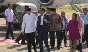 Tiba di Sumbawa, Presiden Jokowi Langsung Rapat Soal Penanganan Gempa di NTB